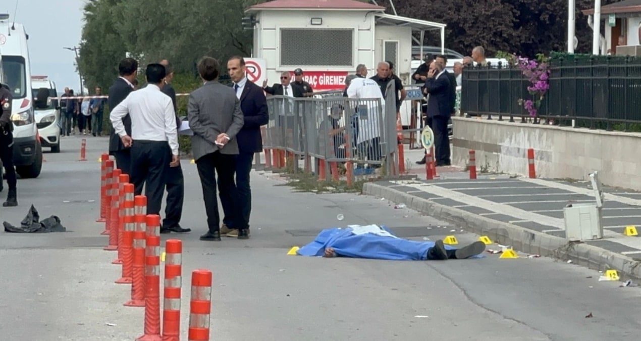 adliyenin kapisinda cinayet islediler RlXmMrtM