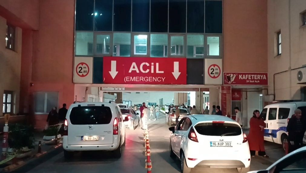 batmanda otomobil ile carpisan motosikletin surucusu oldu i4LODCWi