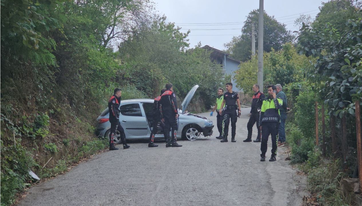 jandarmadan kacti lastigi patlayinca kaza yapti E3L8rAWR