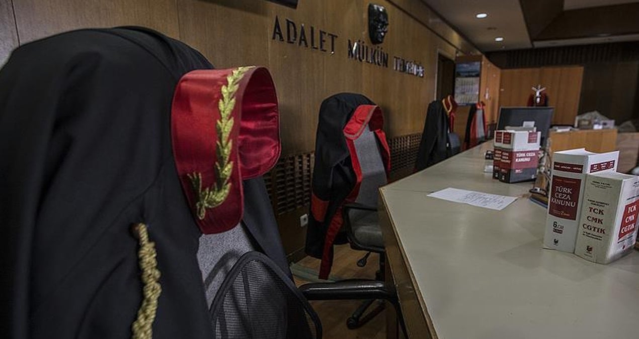 retweet yargisi paylasmadigi iceriklerle hapis cezasi aldi meslekten atildi 24GXsXFe