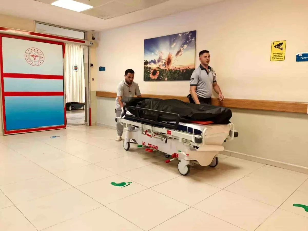 bursada misir uyruklu adam arkadaslari tarafindan hareket halinde bulundu hayatini kaybetti sd8QrRRw.jpg