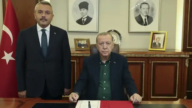 cumhurbaskani erdogan rize valiligini ziyaret etti vwLDQKki