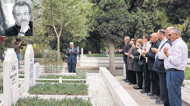 guneri civaoglu mezari basinda anildi D4TqbSQx