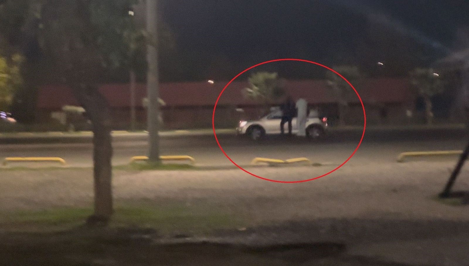 samsunda kazaya davetiye hareket halindeki aracin uzerine ciktilar IEl13A6p